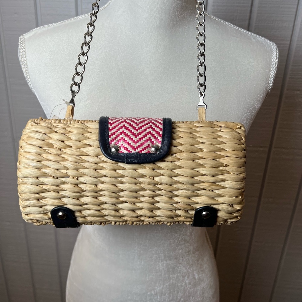 Straw studios weaved Ratan Shoulder Bag purse chain strap Pink , Tan , Navy NWT - Picture 2 of 10